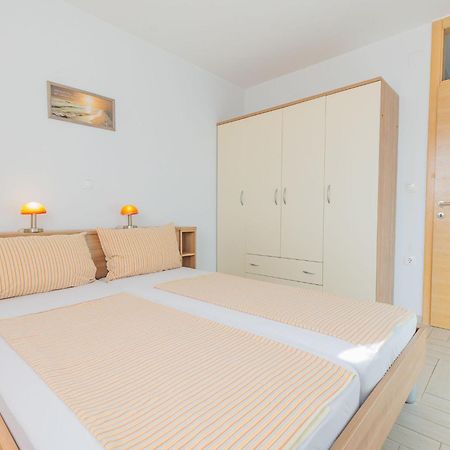 Apartment Mlasina-4 By Interhome Нин Экстерьер фото